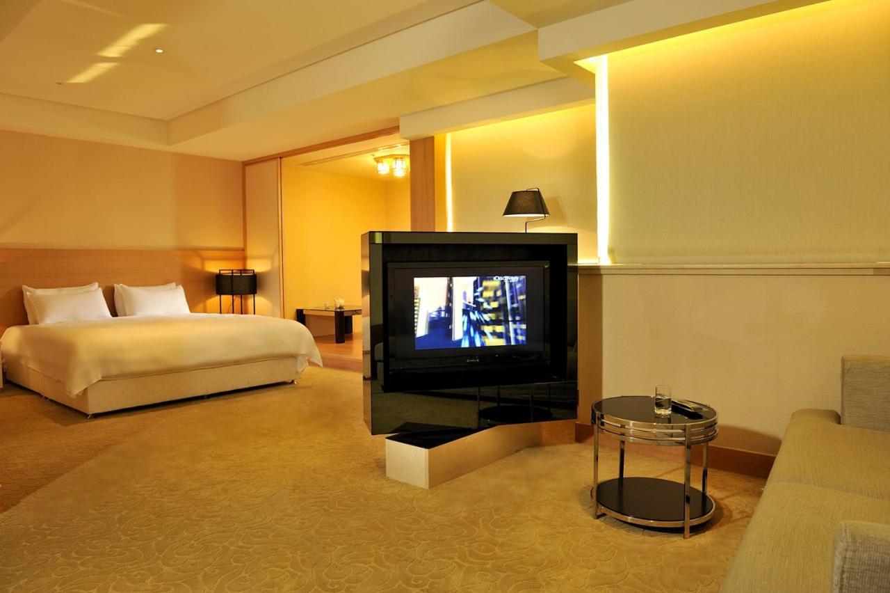 Asia Emperor Hotel Tainan Zewnętrze zdjęcie