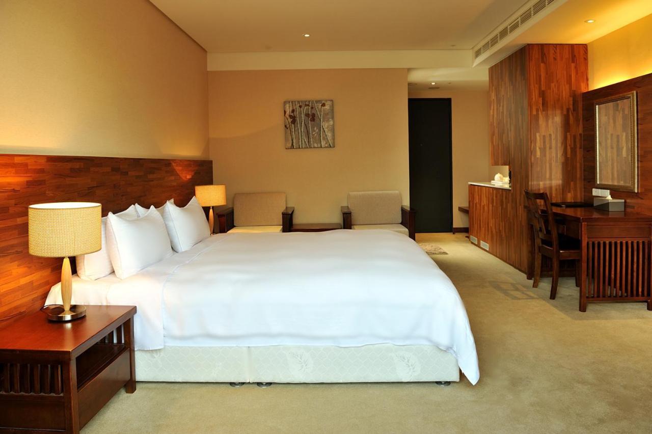 Asia Emperor Hotel Tainan Zewnętrze zdjęcie